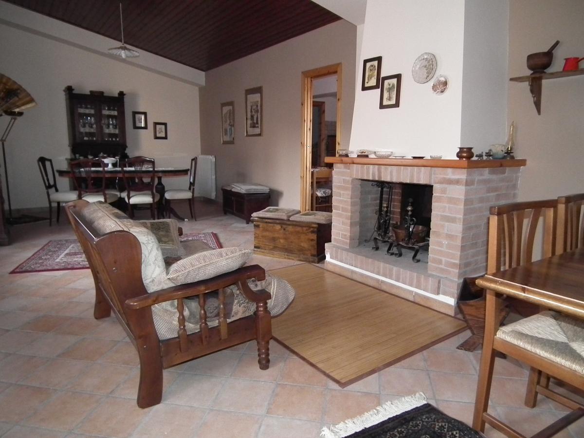 B&B A Casa Di Nonna Massa d'Albe Eksteriør bilde