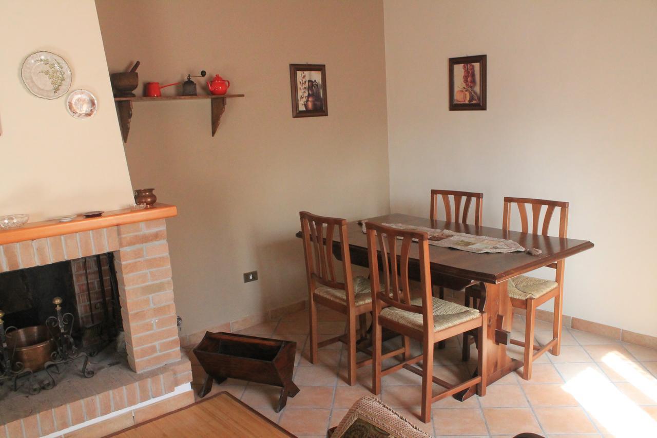B&B A Casa Di Nonna Massa d'Albe Eksteriør bilde