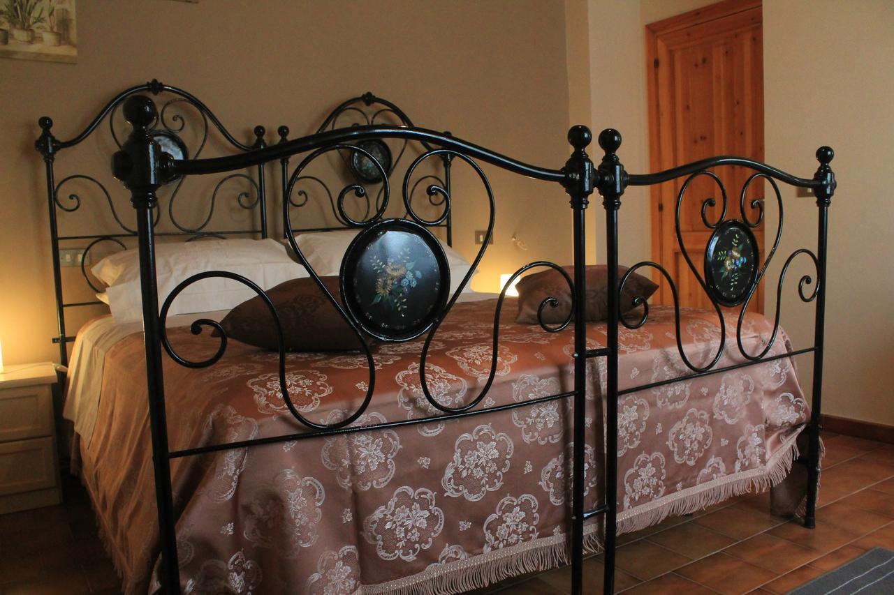 B&B A Casa Di Nonna Massa d'Albe Eksteriør bilde