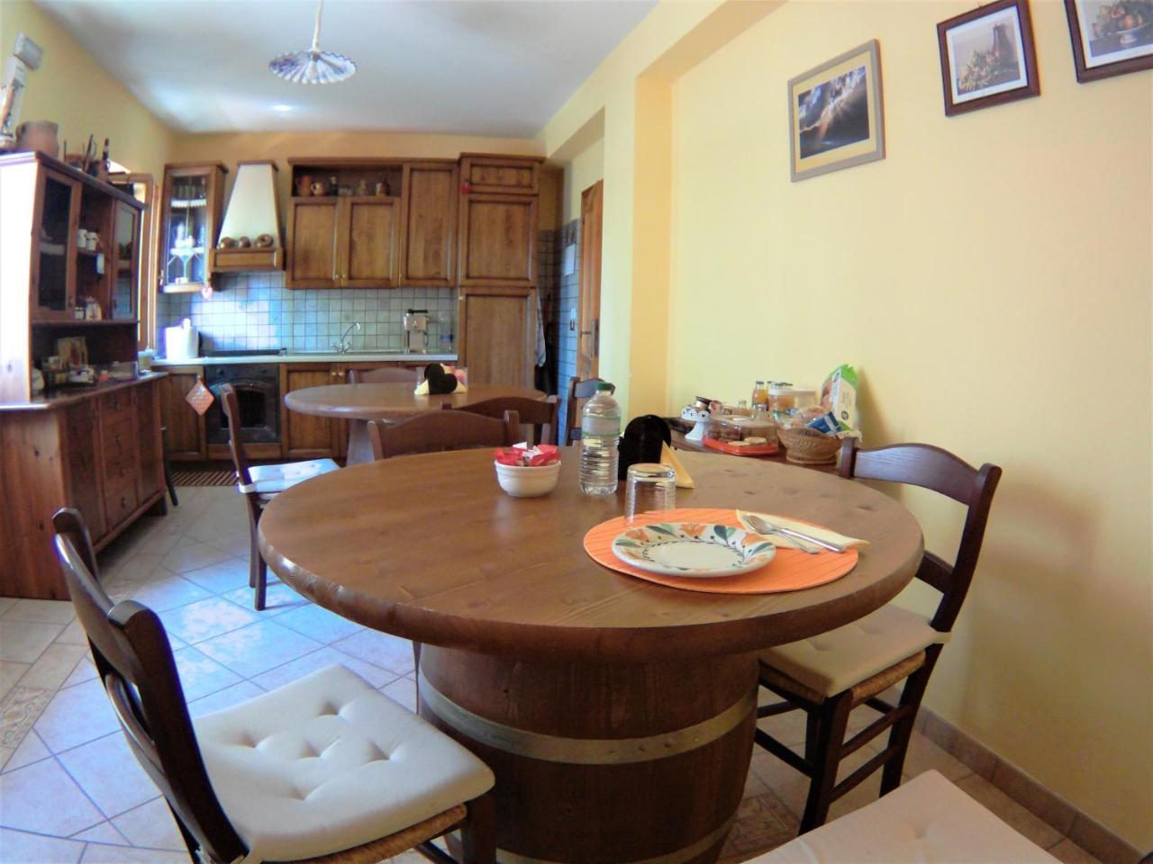 B&B A Casa Di Nonna Massa d'Albe Eksteriør bilde